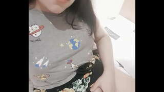 Sluty ટીન એક વિડિઓ રેકોર્ડ માટે તેના ડેડી