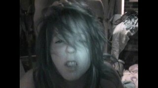 Sexy iti slut wife MJ te kia fucked hard, ano he wahine kairau i tona hoa.